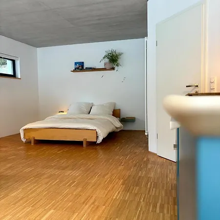 Design Am Waldrand Bei Wuerzburg *