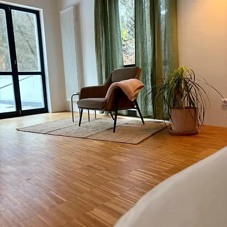Design Am Waldrand Bei Wuerzburg Apartament *
